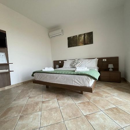 Maison De Cheeramie - Tourist Apartments Tra Mare E Etna 마스칼리 외부 사진