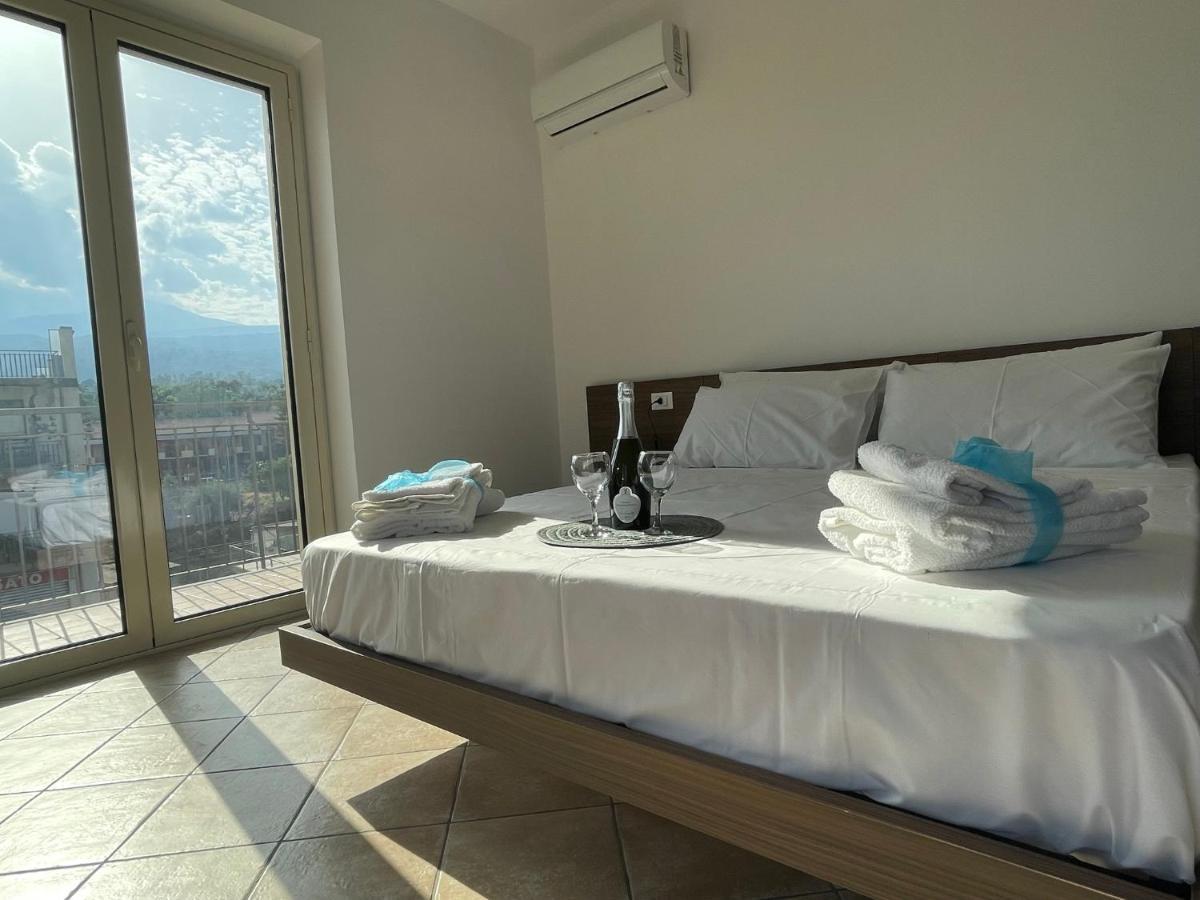 Maison De Cheeramie - Tourist Apartments Tra Mare E Etna 마스칼리 외부 사진